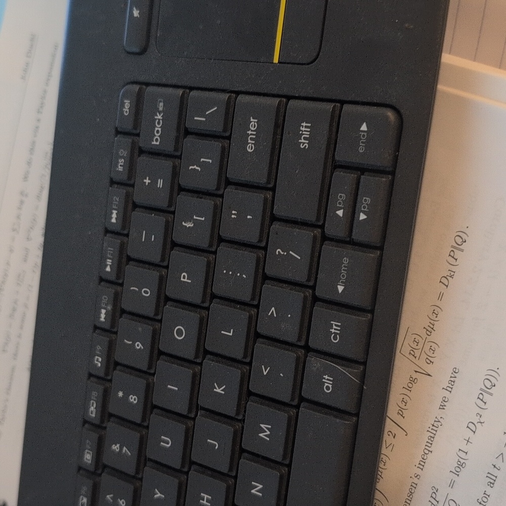 Logitech Wireless Gaming Keyboard - Picture 3 of 3
